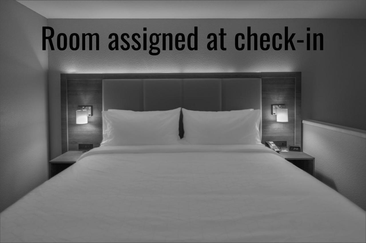 Holiday Inn Express & Suites N Waco Area - West By Ihg Eksteriør bilde